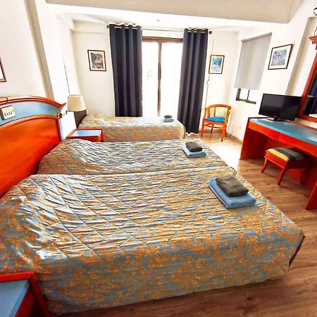 Apartament Petalmo *