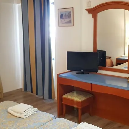 Petalmo Apartament *