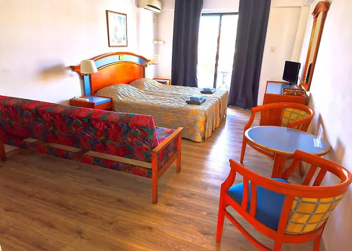 Petalmo City Апартаменты Ларнака