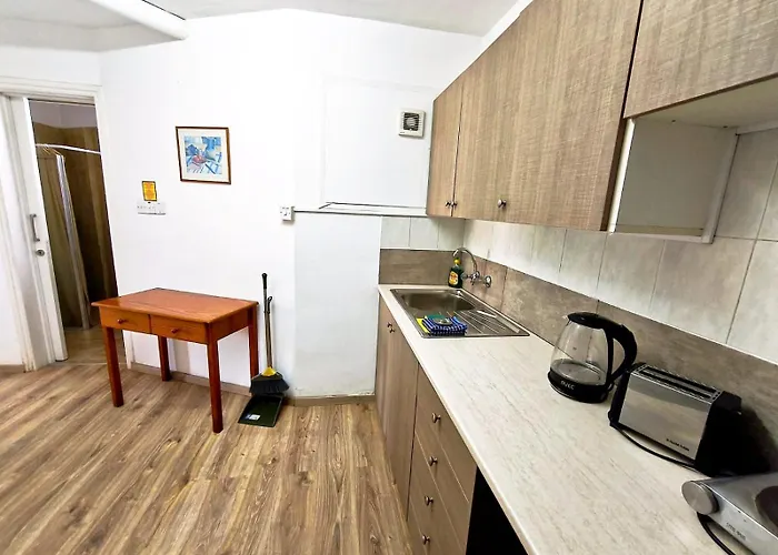 Petalmo City * Larnaca